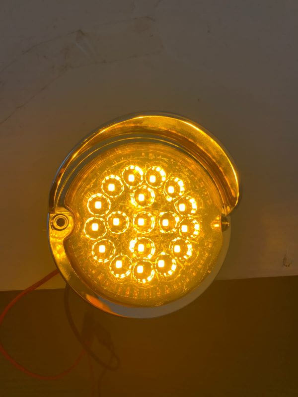 Direccional De 18 Leds Ambar Fijo Capucha Cromo - Image 4