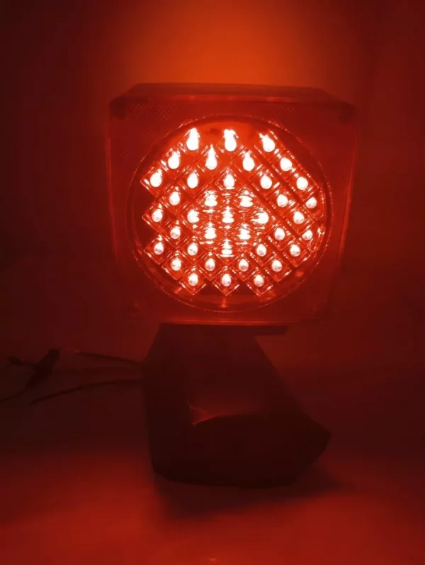 Plafón Led Cuadrado Cuartos Y Stop Izquierdo - Image 6