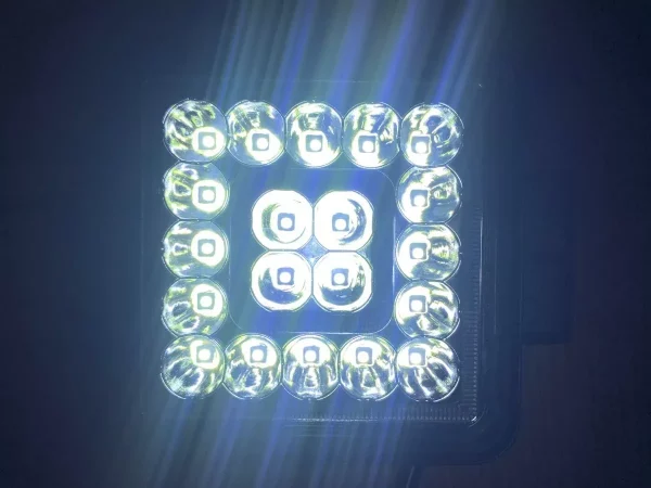 Faro Cuadrado De 20 Leds Blanco Y Aro Ámbar Fijo - Image 5