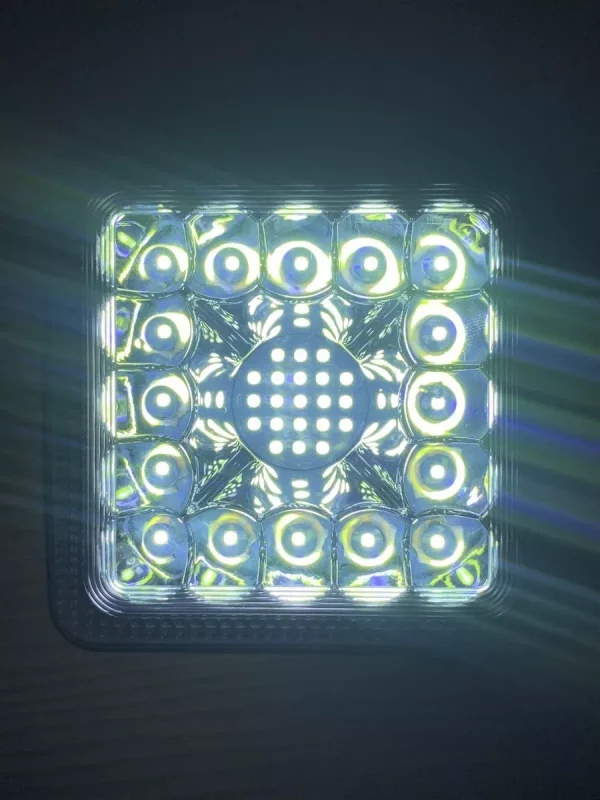 Faro Cuadrado 37 Leds Blanco Y Aro Leds Ámbar Fijo - Image 4