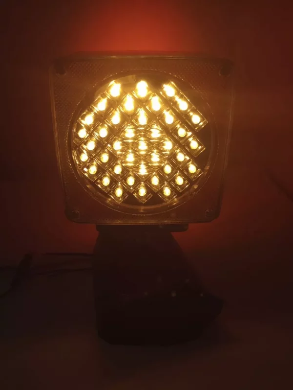 Plafón Led Cuadrado Cuartos Y Stop Izquierdo - Image 5