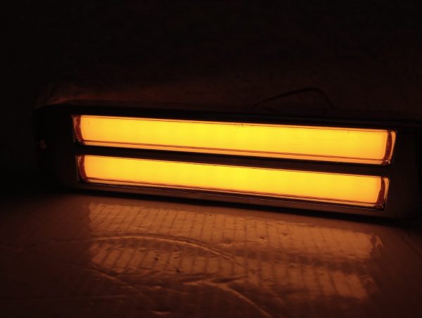 Plafón Ractangular Con Led Y Plasma 12v Color Ambar - Image 7