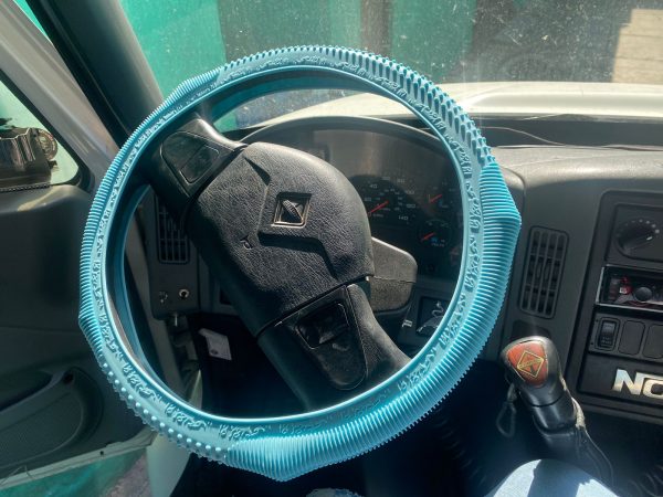 Funda Cubre Volante Para Auto, Camioneta, Camion Con Masajeador - Image 6