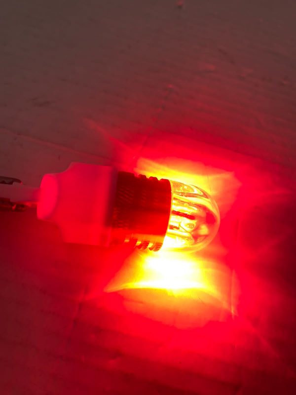 Foco Led De Pellizco Estrobo Color: Rojo - Image 5